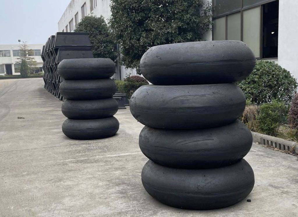 roll marine rubber fenders